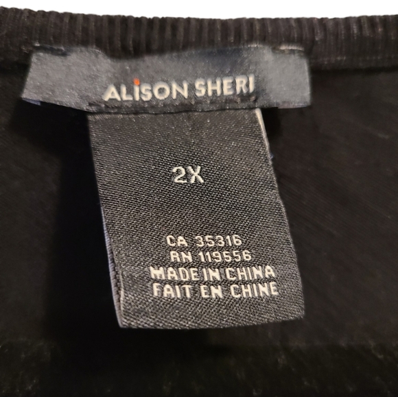 Alison Sheri sweater with metal accents 2X - Picture 3 of 4